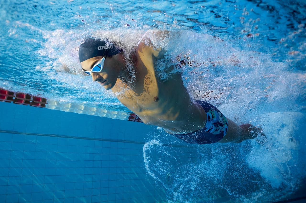 imageARENA Unisex Adults 365 Swim Goggles Comfortable AntiFog for Fitness SwimmersMirror SilverGrayBlack